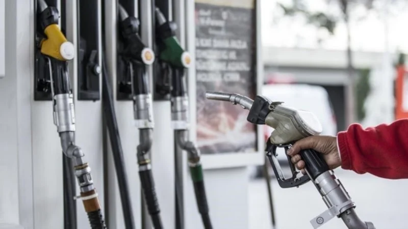 Akaryakıta Çifte Zam Yolda: Motorin ve Benzin Fiyatları Artıyor