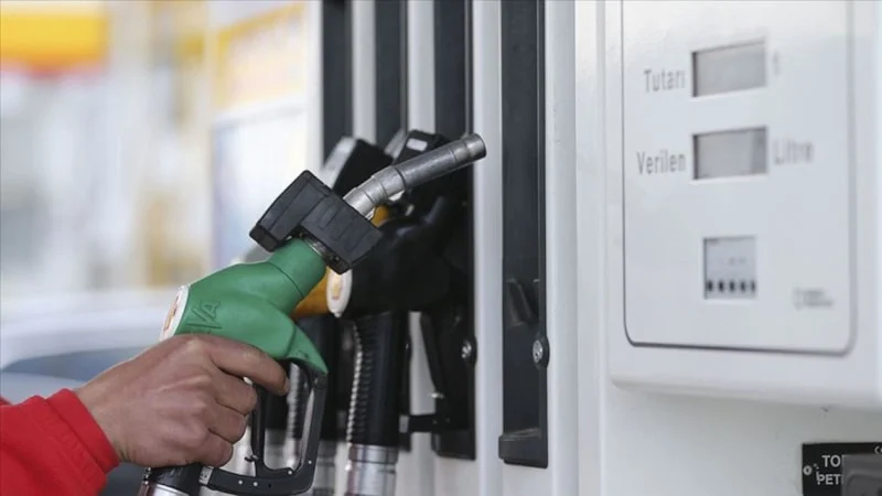 Akaryakıta Çifte Zam Yolda: Motorin ve Benzin Fiyatları Artıyor