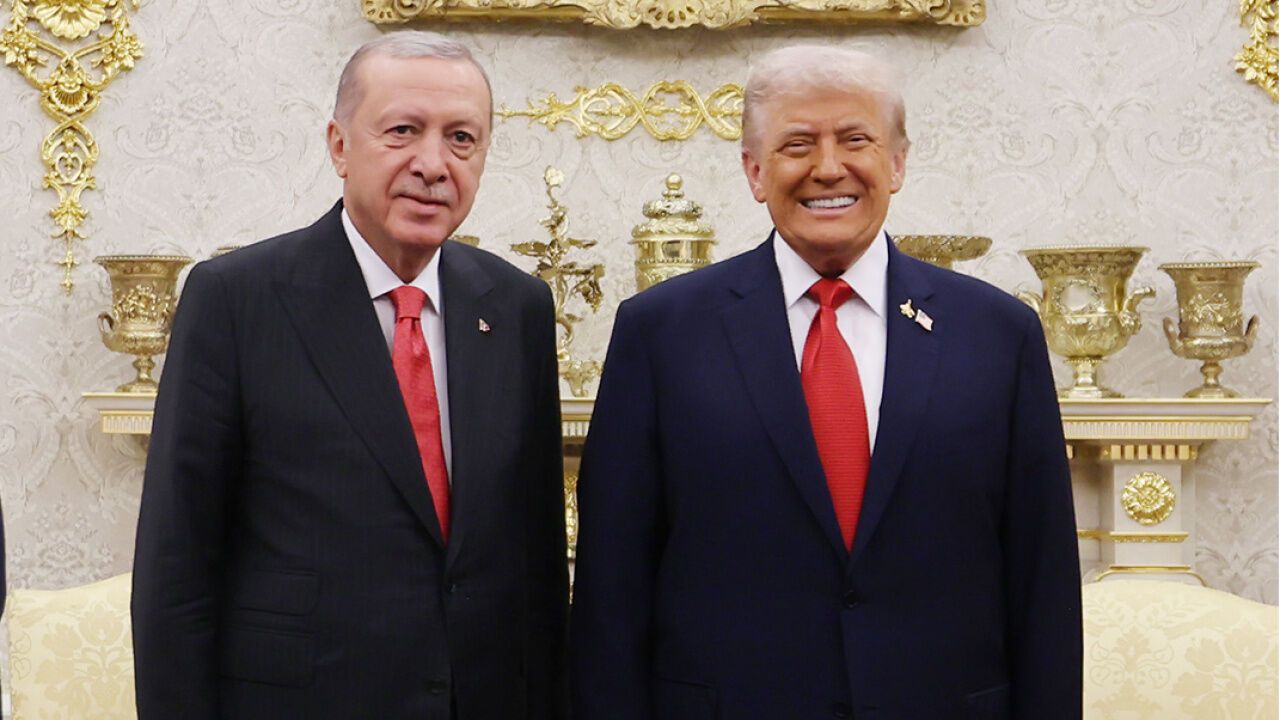 Erdoğan Türkiye-ABD maçı öncesi Trump'la görüşmeyi planlıyor