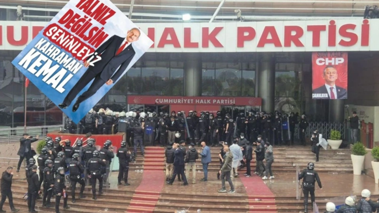 Kemal Kılıçdaroğlu'nun Afişleri Siyasi Tartışmaları Kızıştırdı