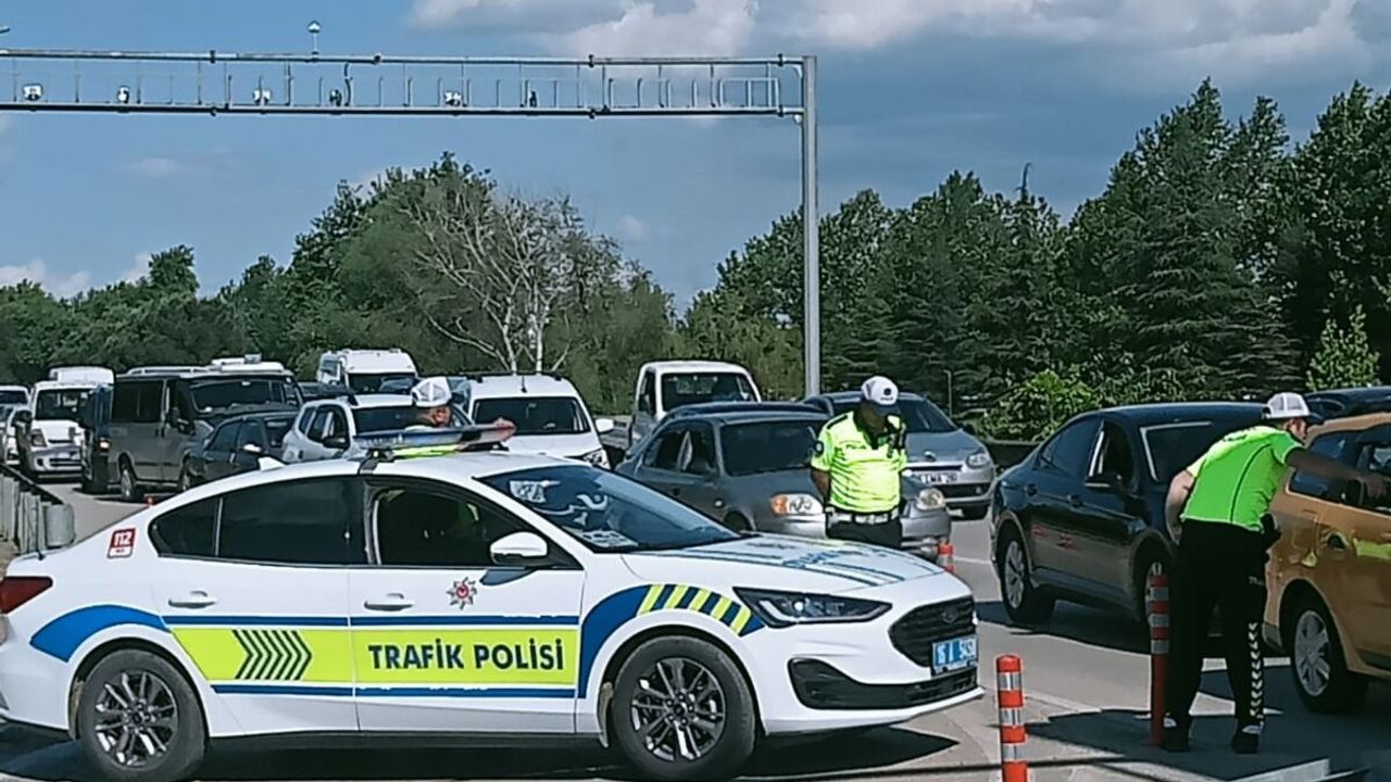 Bursa Botanik Parkı ve Hayvanat Bahçesi Çevresindeki Trafik Sorunları: Vatandaşlar Mağdur Oluyor