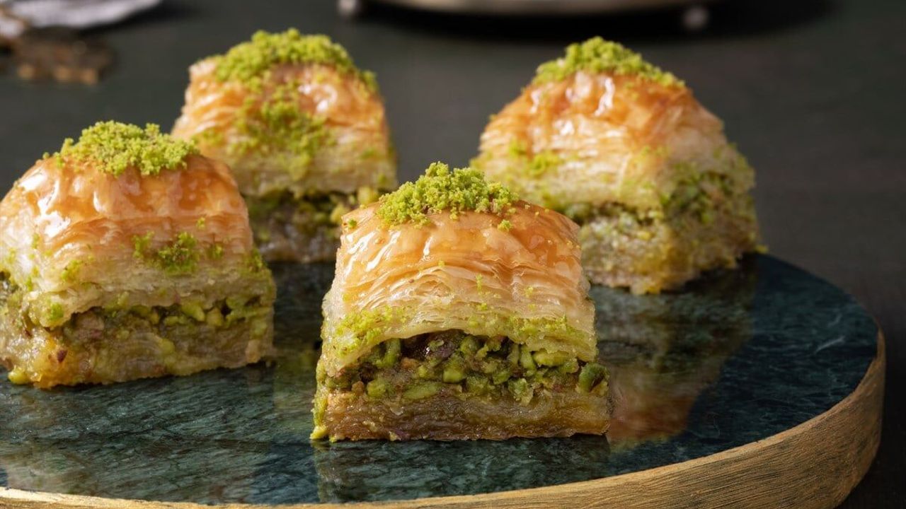 Hürmüz Boğazı Krizi Baklava Üretimini Tehdit Ediyor
