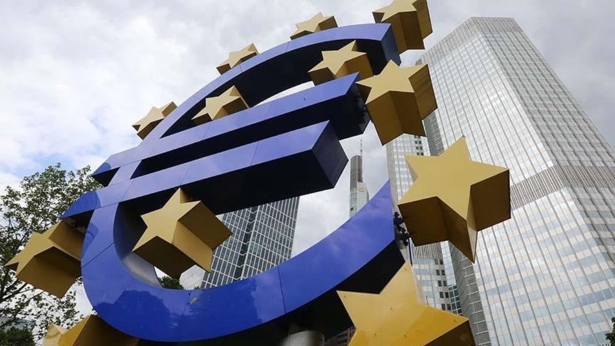 Euro Bölgesi'nde İşsizlik Oranı: Nisan'da Yüzde 6,3 Seviyesinde Sabit Kaldı