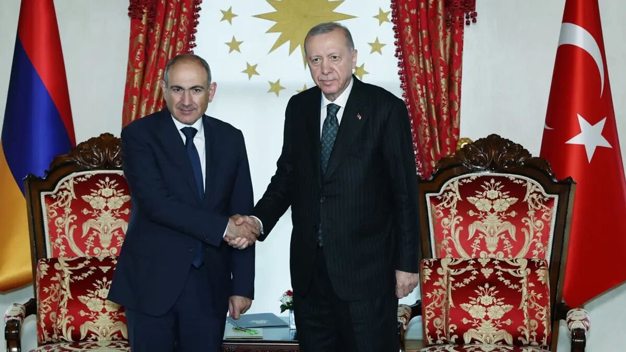Cumhurbaşkanı Erdoğan ve Paşinyan: İkili İlişkilerde Normalleşme Süreci Görüşüldü