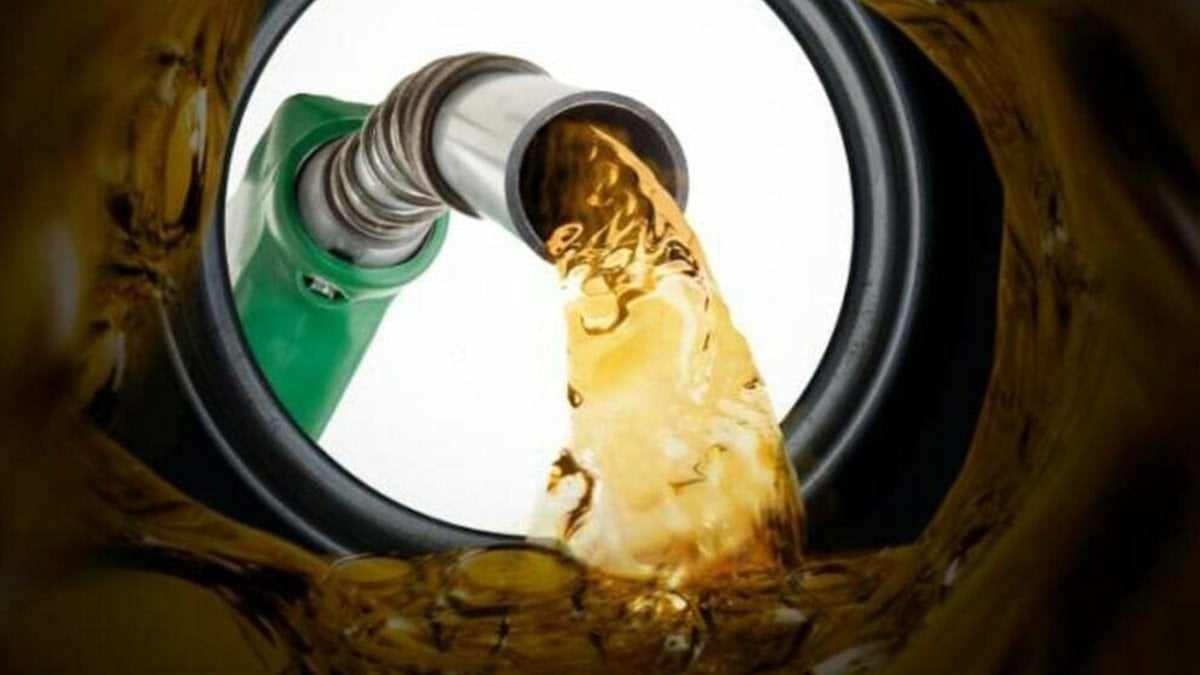 Petrol Fiyatları Yeniden Yükseldi: Brent Varil Başına 97 Doları Aştı