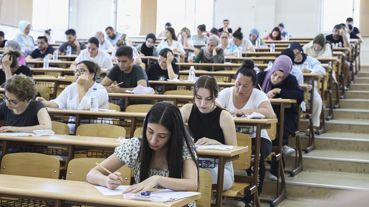 2026-MEB Akademi Giriş Sınavı: AGS ve ÖABT Oturumları 26 Temmuz'a Ertelendi
