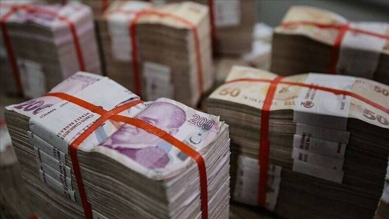 Tüketici Kredileri 3,2 Trilyon Lirayı Aştı: Bankacılık Sektörü Toplam Kredi Hacmi 25 Trilyon 806 Milyar Liraya Yükseldi
