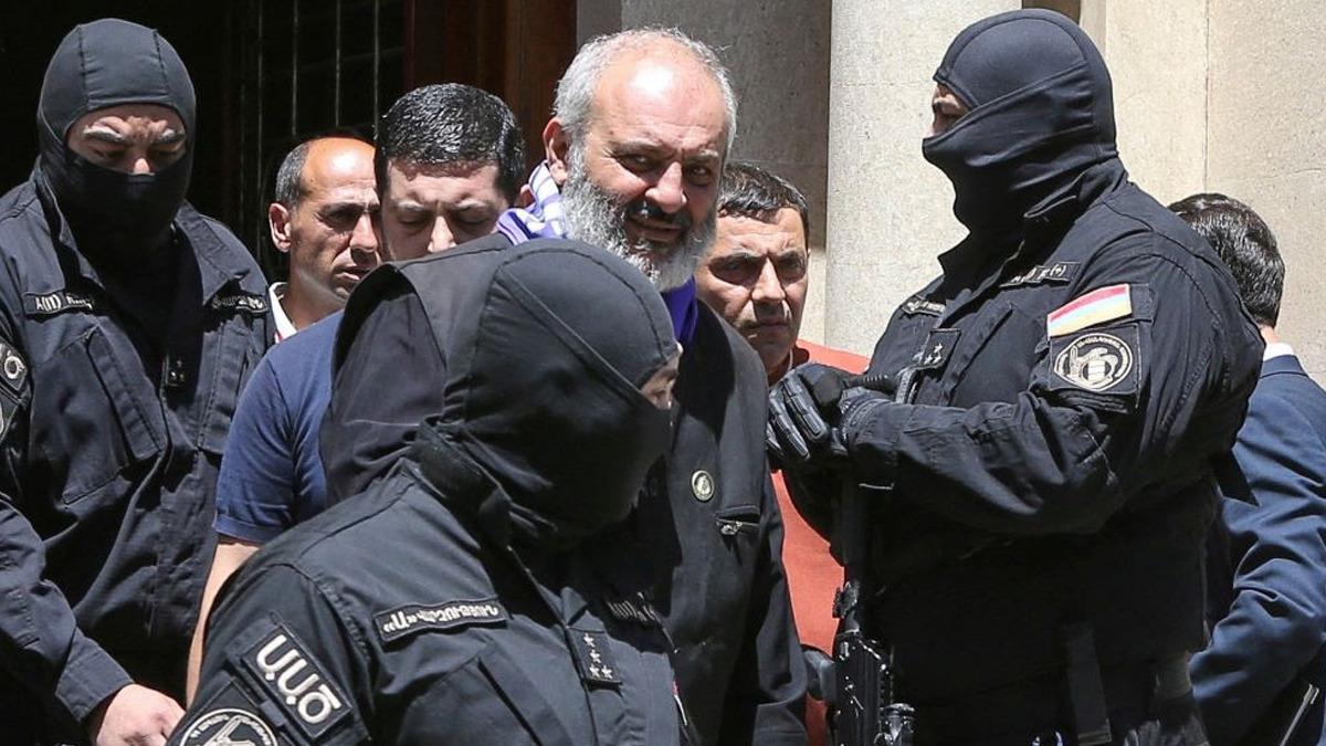Genel Seçimler Öncesi Gözaltı: 6 Muhalefet Adayı Tutuklandı