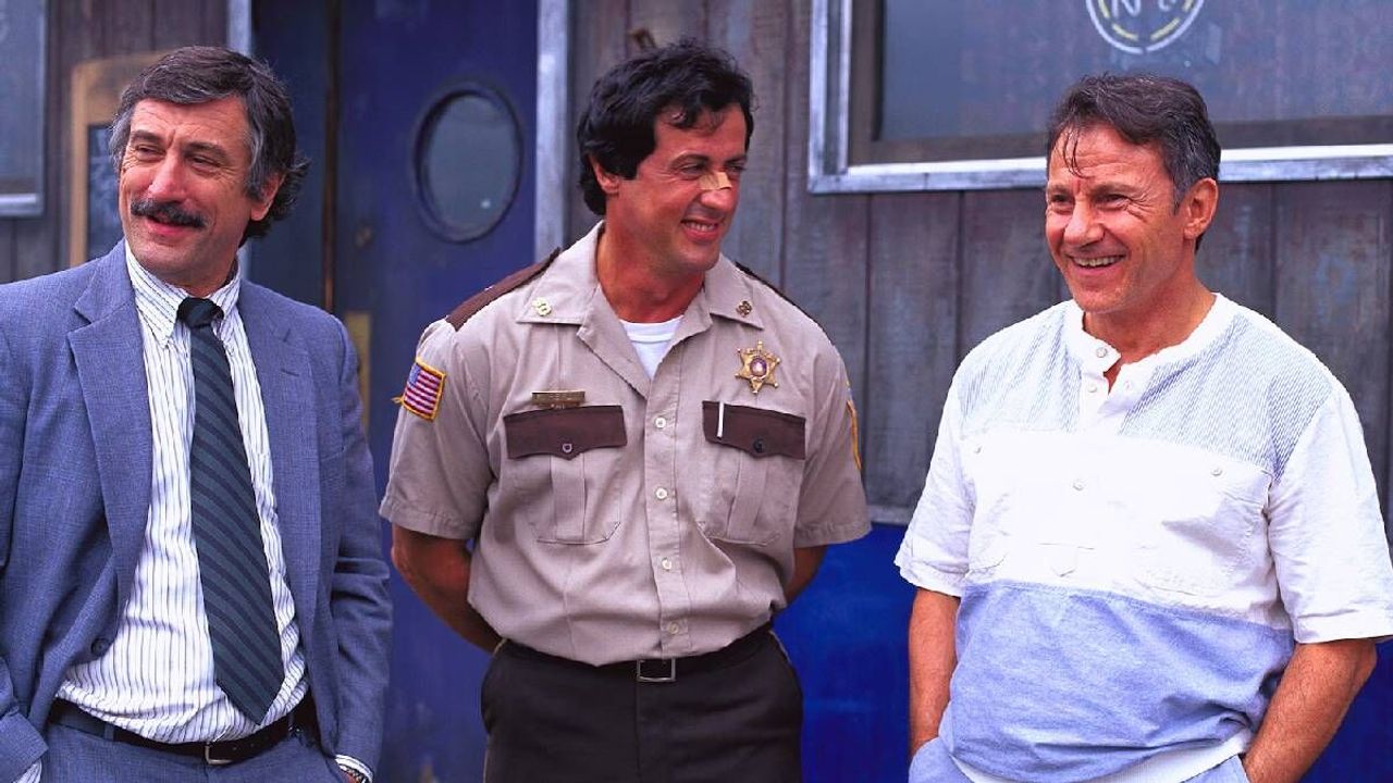 Cop Land Mini Dizi Olarak Geri Dönüyor: James Mangold ve Robert Levine İşbirliğiyle Hazırlanıyor
