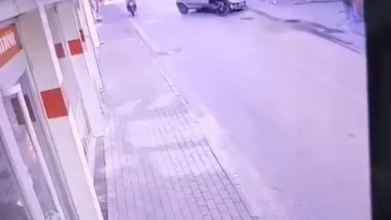 Bursa'da İlginç Kaza: Motosiklet Sürücüsü Burnu Kanamadan Kurtuldu