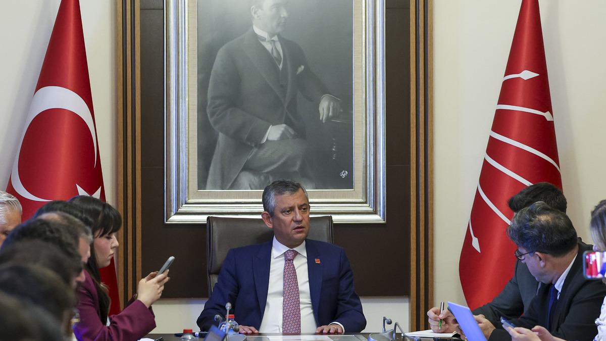 Özgür Özel: "O Zaman Mecburen Yeni Parti Kurulur"