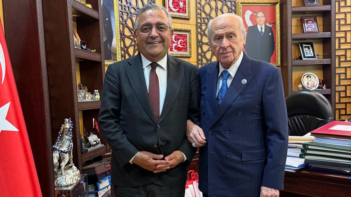CHP'li Sezgin Tanrıkulu'dan Bahçeli'ye Sürpriz Ziyaret: 'Memleket Meseleleri Üzerine Sohbet Ettik'