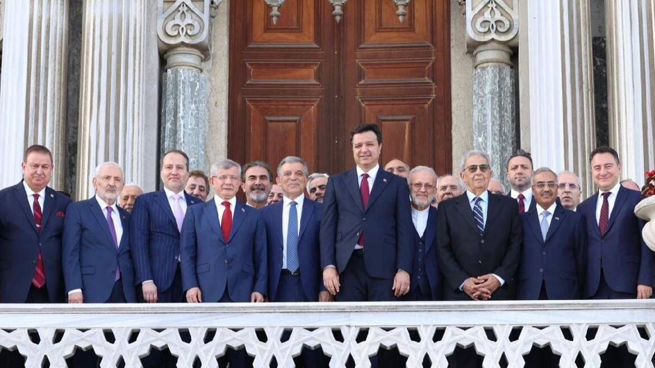D-8’in 29. Yıl Dönümü: Siyasi İsimler Çırağan Sarayı'nda Buluştu
