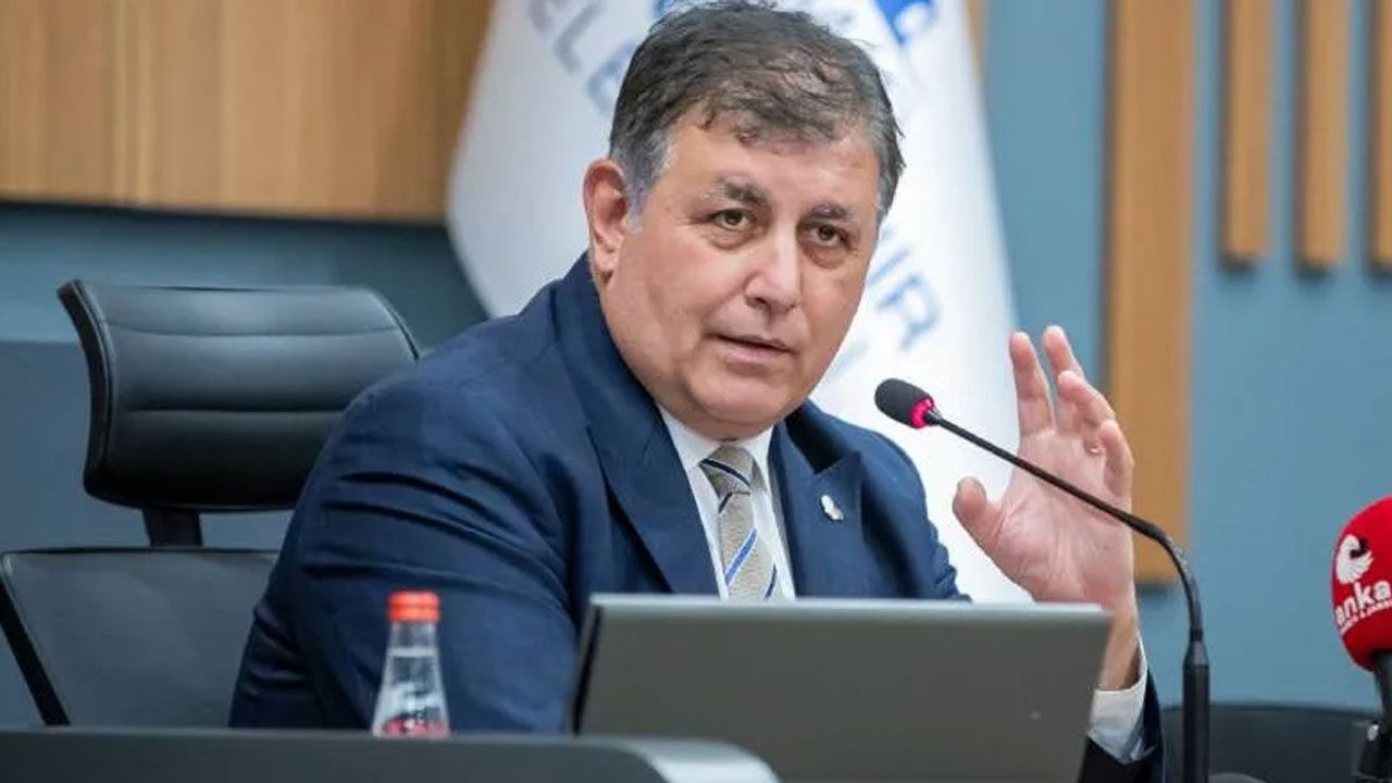 Cemil Tugay CHP Üyeliğinden İstifa Etti: İzmir'in Siyasi İradesine Haksızlık!