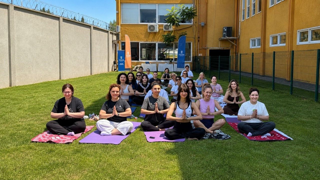 Yeşim Grup'tan Çalışanlara Dinlendirici Yoga Etkinliği