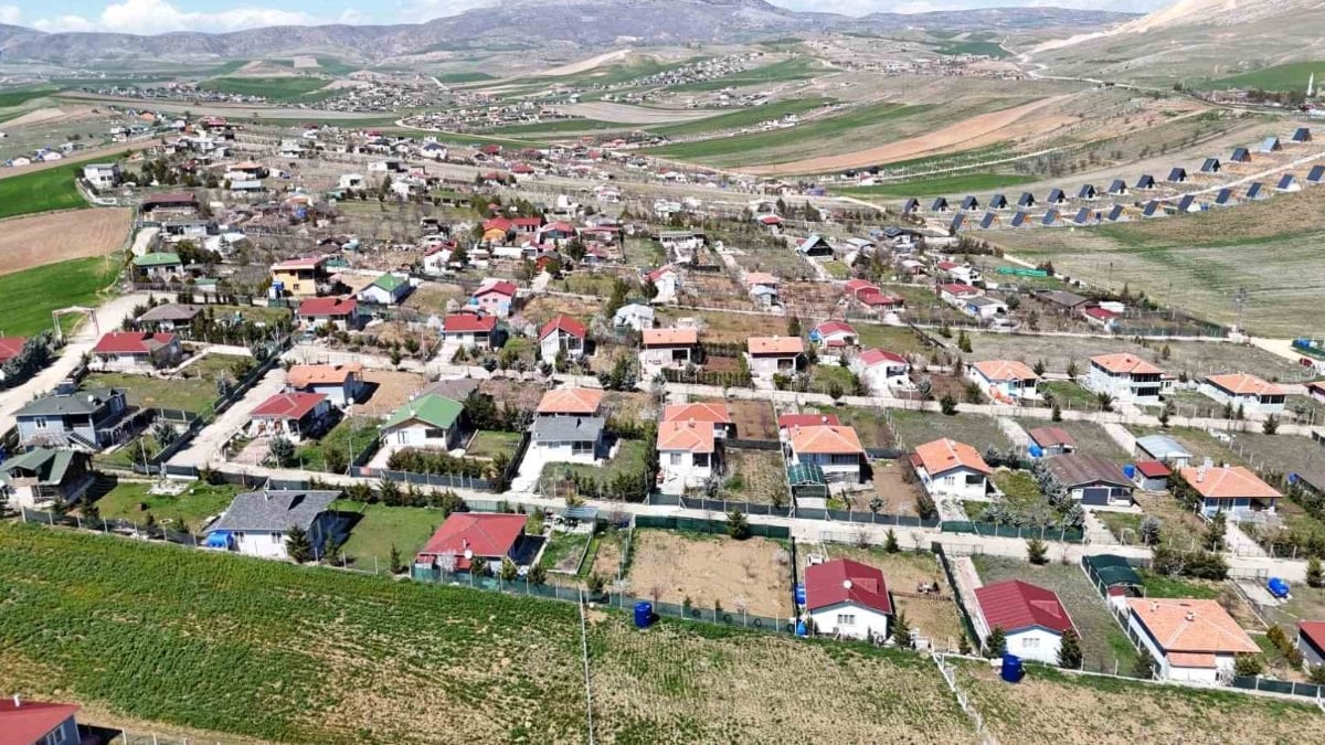 Tarım Arazilerinde Yeni Dönem: İzinsiz Yapılara Elektrik ve Su Aboneliği Yasaklandı
