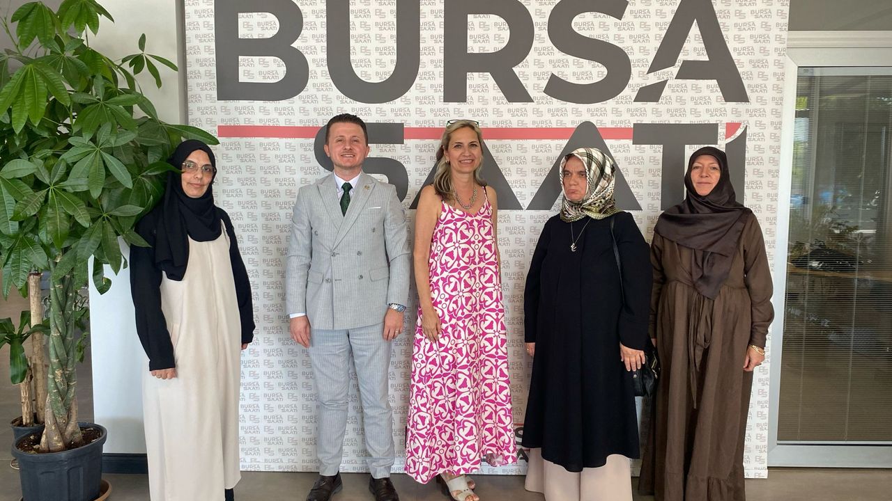 Yeniden Refah Partisi Kadın Kolları basın emekçilerinin sorunlarını araştırıyor
