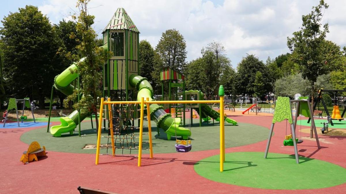 Düzce Belediyesi 6 yılda 61 park kazandırıldı