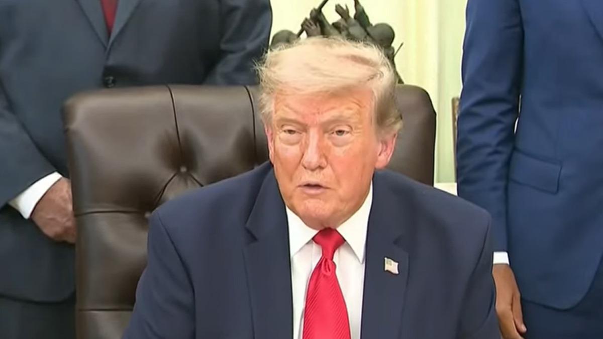 Trump, İran ile Hürmüz Boğazı'nda Anlaşma Sağlandığını Duyurdu