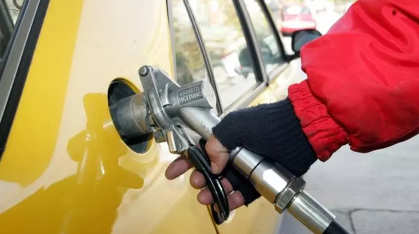 Akaryakıta Zam: 2 Nisan 2026 Benzin, Motorin ve LPG Fiyatları Güncellendi Akaryakıta Zam: 2 Nisan 2026 Benzin, Motorin ve LPG Fiyatları Güncellendi