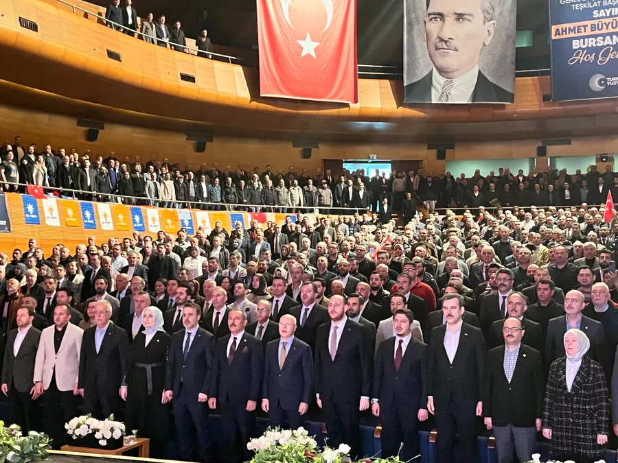 AK Parti Bursa Teşkilatı Mahalle Başkanlarıyla Güçlü Birliktelik Sergiledi