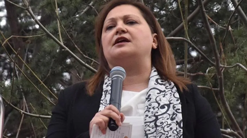 Burcu Köksal CHP'den AK Parti'ye Geçişini Resmen Açıkladı: Erdoğan ile Yarım Saat Görüştü