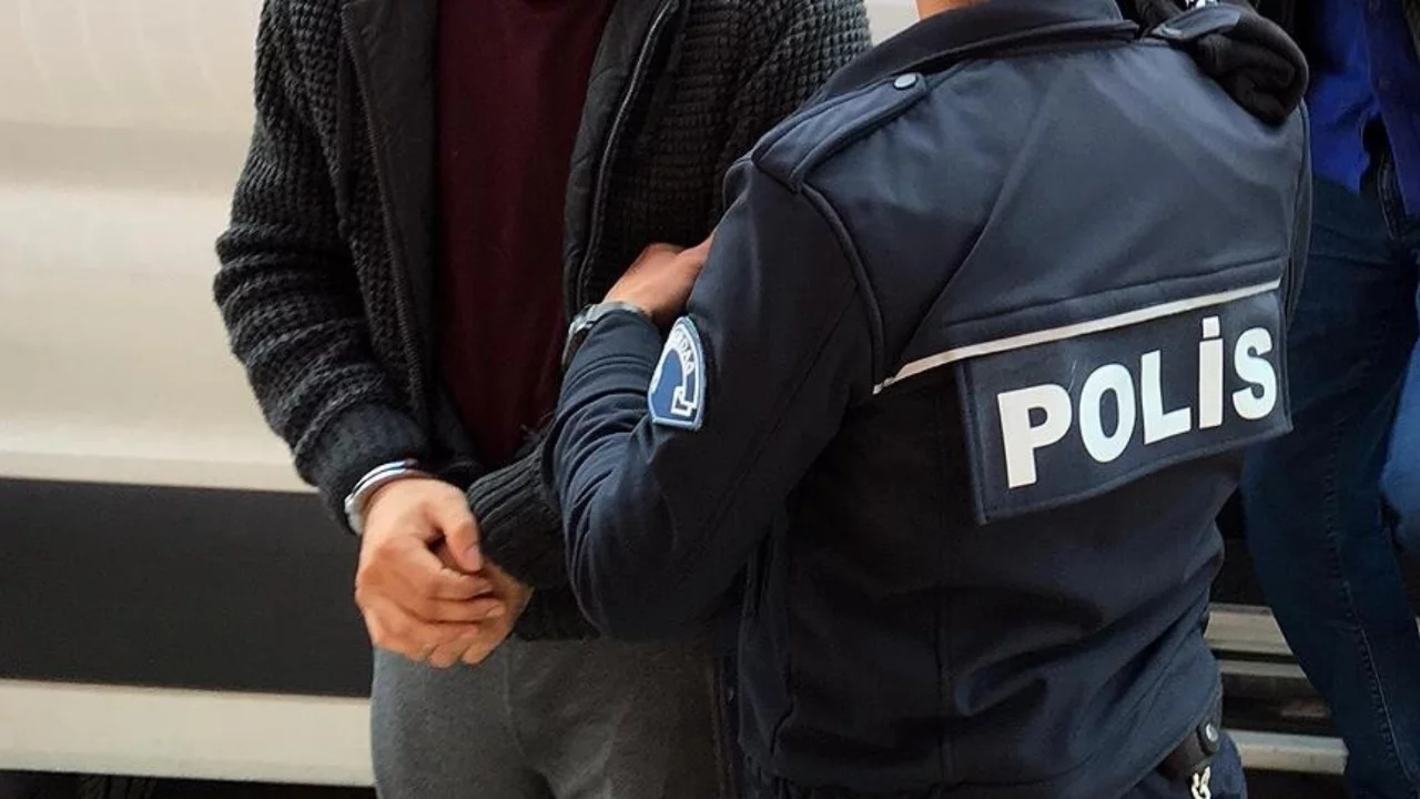 Bursa'nın da Aralarında Olduğu 13 İlde Sahte TOKİ Sitesi Operasyonu: 9 Milyon Liralık Vurgun Ortaya Çıkarıldı