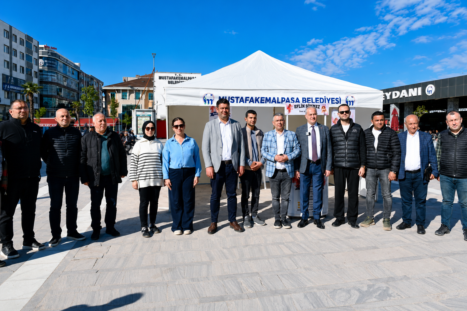 Dr. Murat Tunçel Öncülüğünde Eflin İçin Dayanışma: Mustafakemalpaşa Tek Yürek Oldu